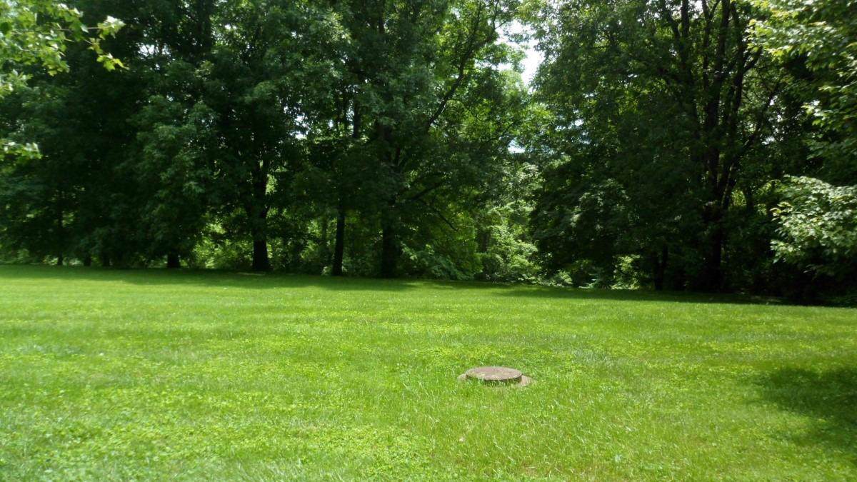 407 Leawood Drive - Photo 1