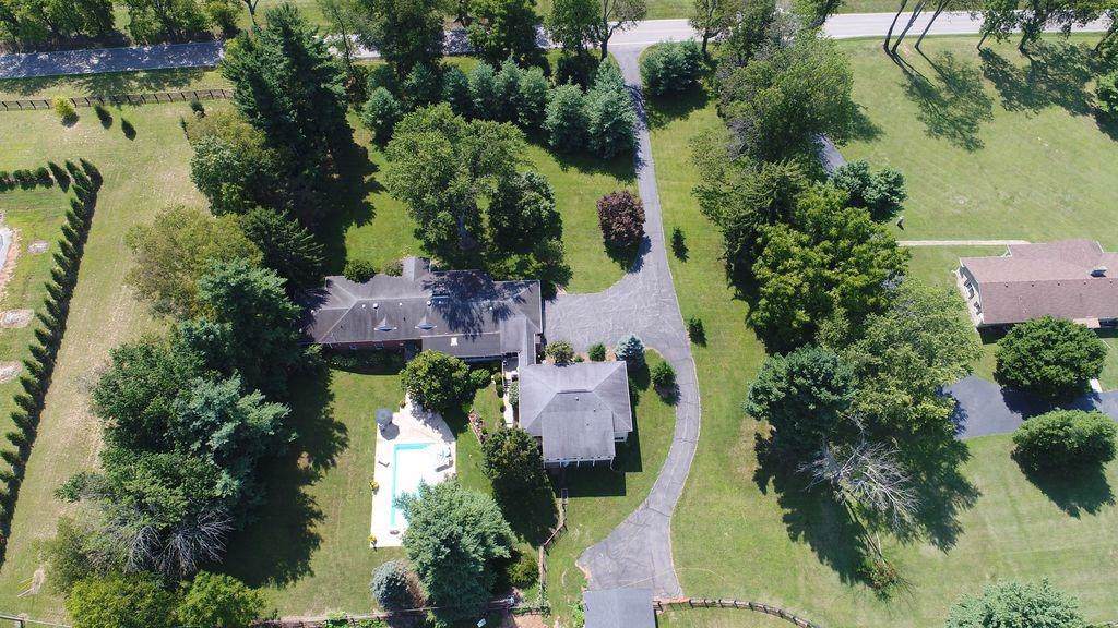 2311 Hume Road - Photo 1