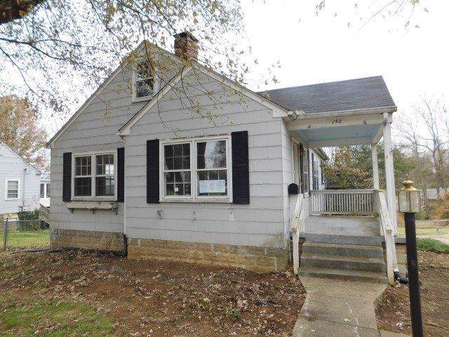 142 Jackson Drive - Photo 1