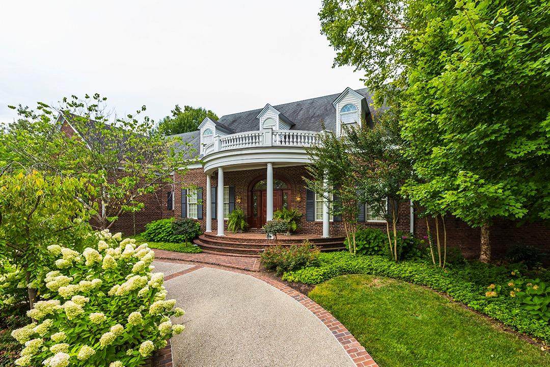 1616 Tates Creek Road - Photo 1