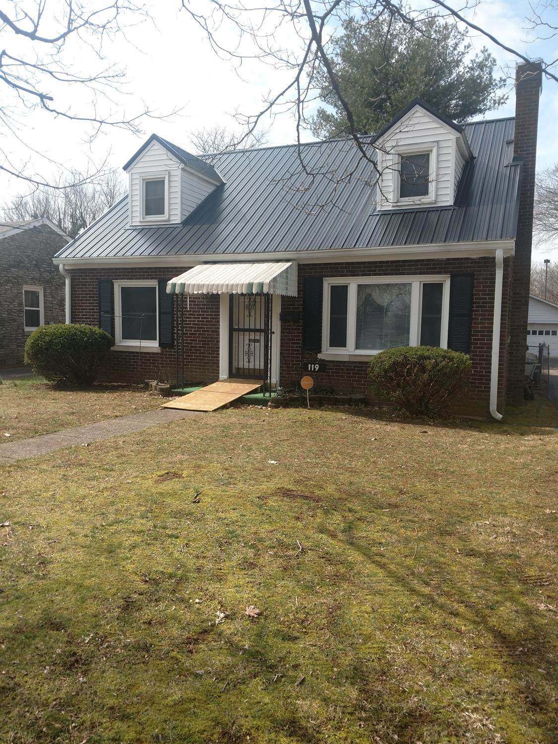 119 Delmont Drive - Photo 1