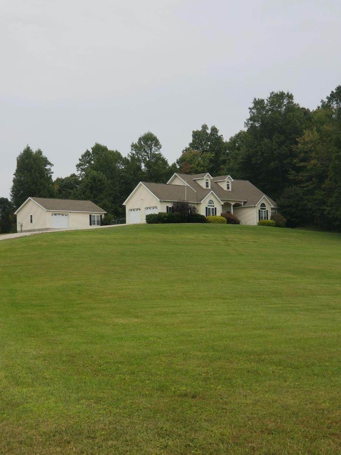 440 Jacquelynne Lane - Photo 1