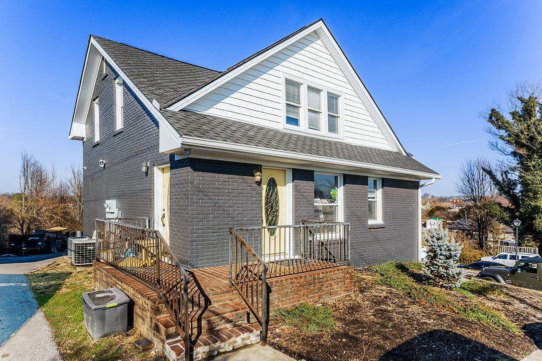 1232 Lancaster Road - Photo 1