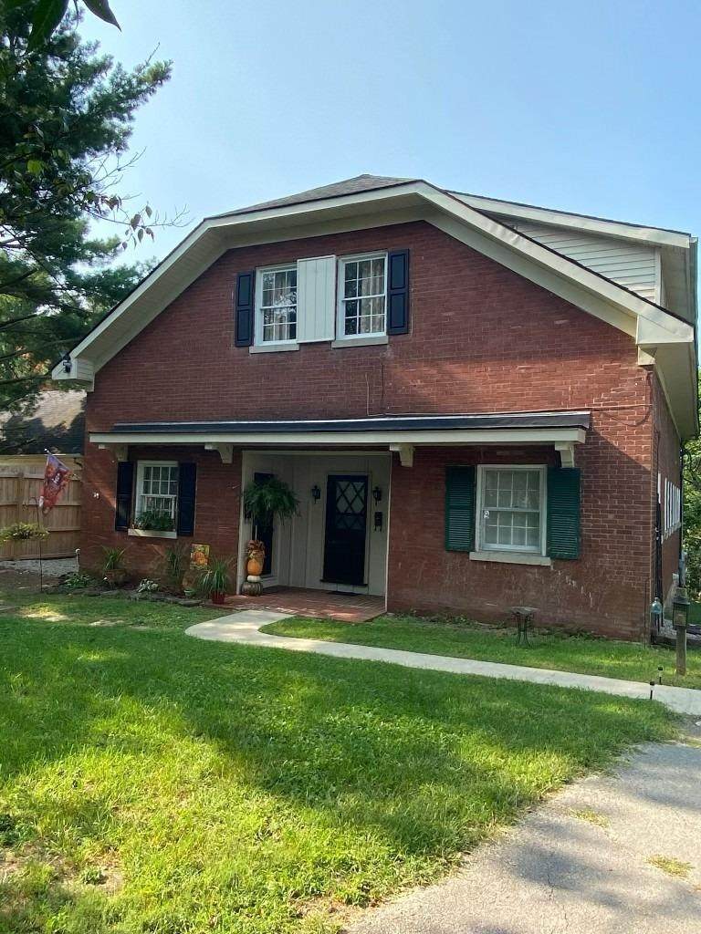 501 Maple Street - Photo 1