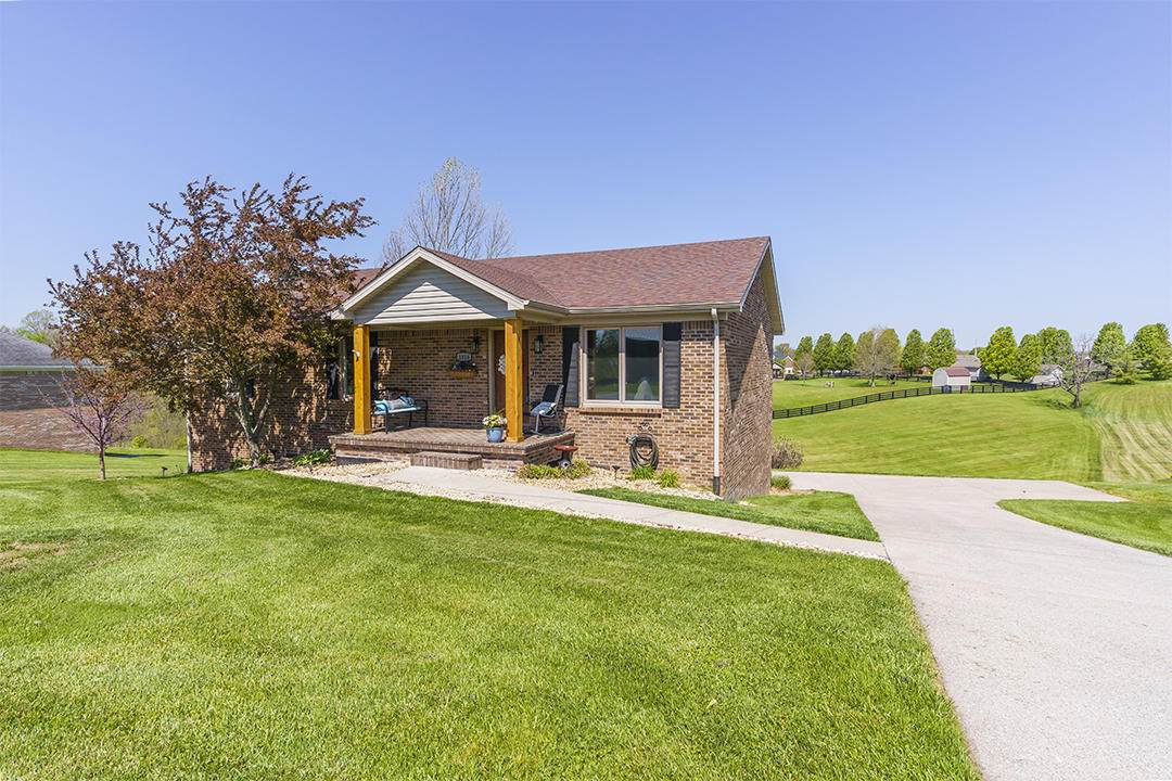 1016 Echo Valley Drive - Photo 1