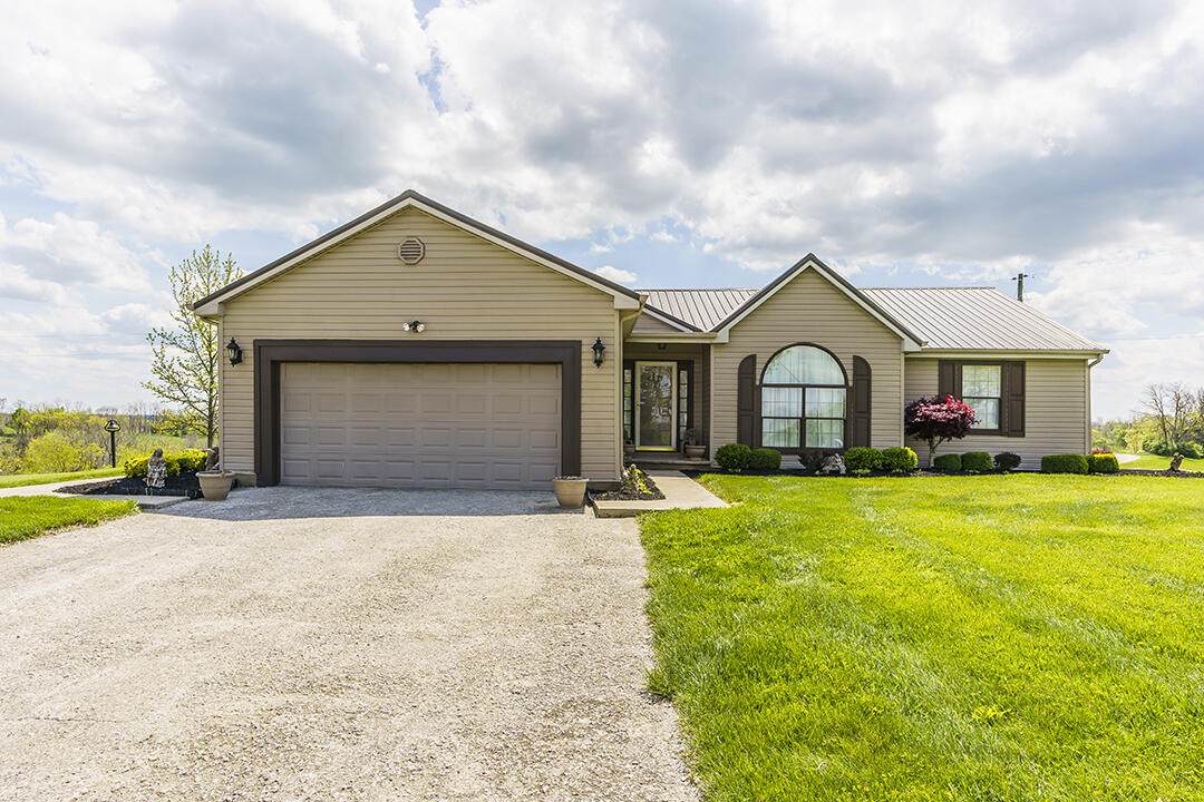 560 Charles White Road - Photo 1