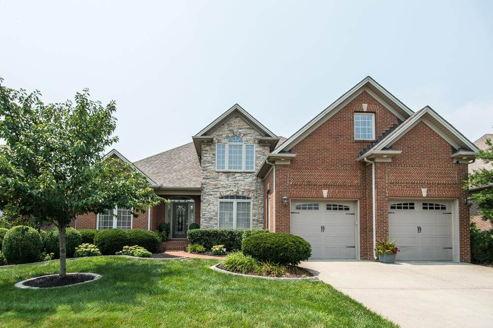 126 Kingston Drive - Photo 1