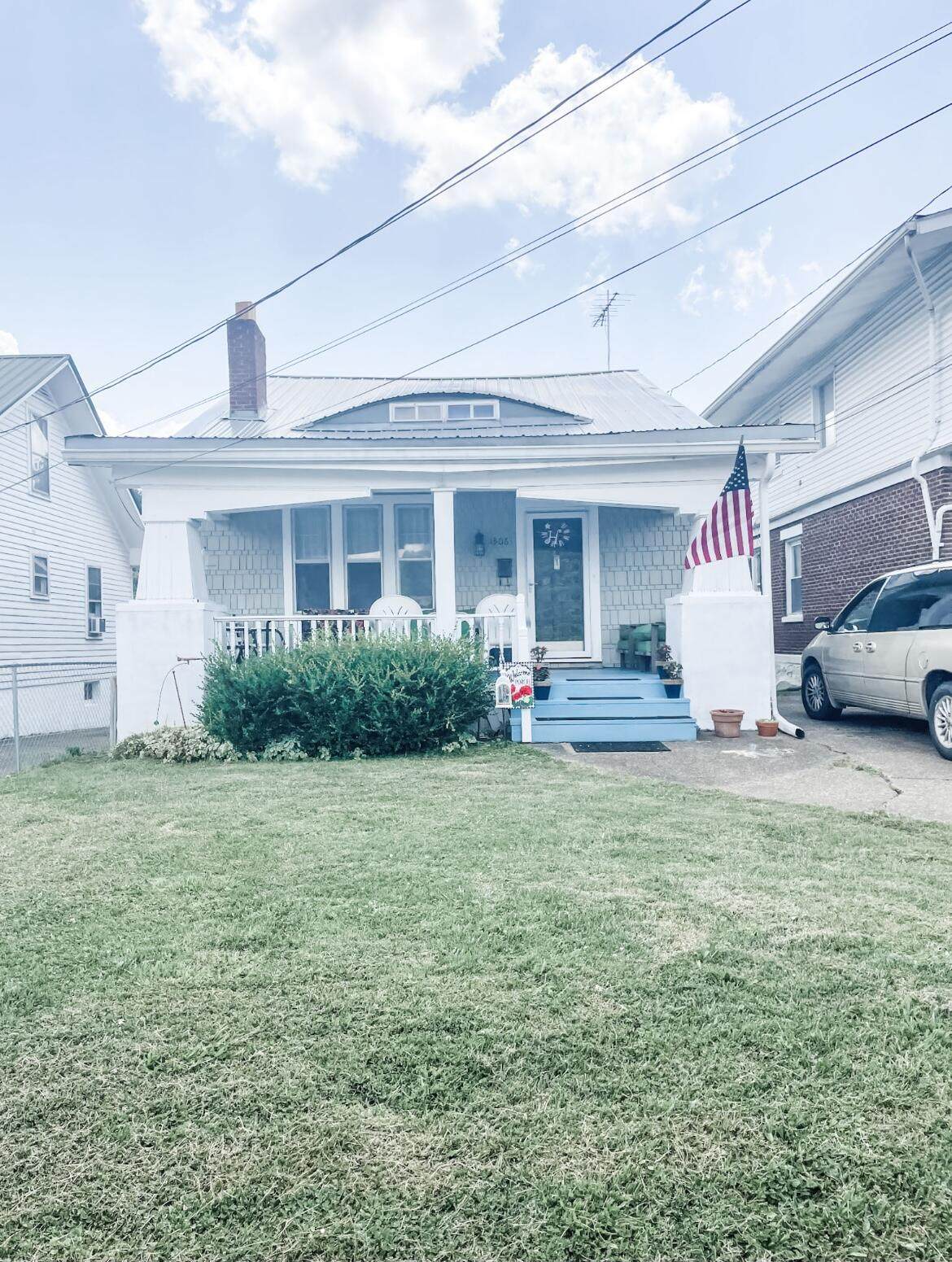 1306 Forest Avenue - Photo 1