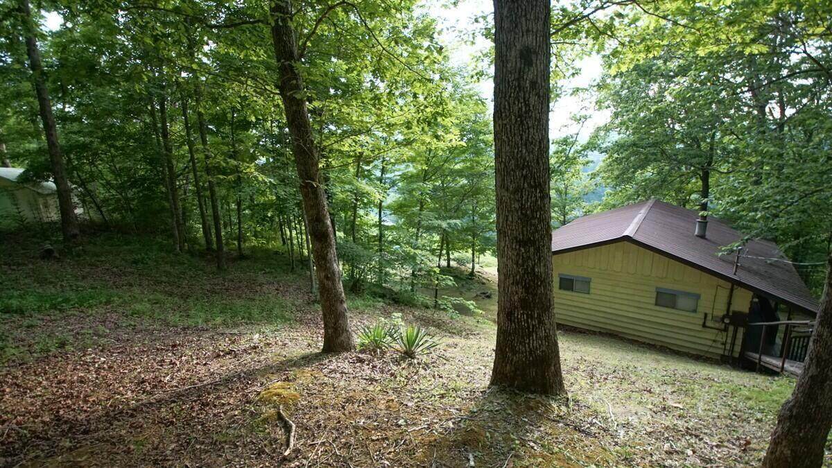 995 Paradise Road - Photo 1