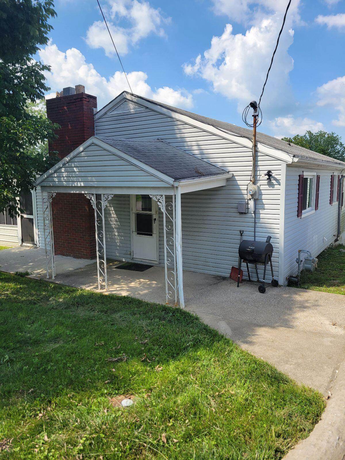 306 Hummingbird Road - Photo 1