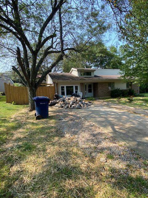 3209 Mirror Lake Drive - Photo 1