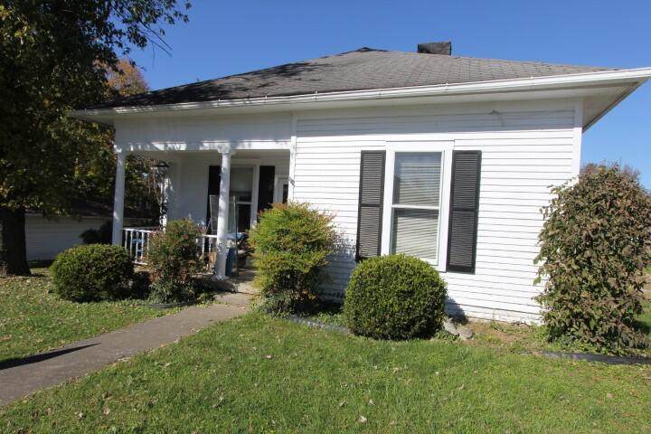 107 Center Street - Photo 1