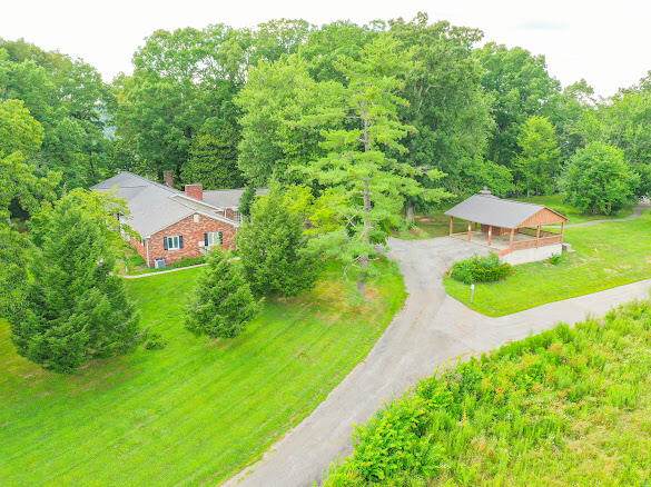 853 4th Street - Photo 1