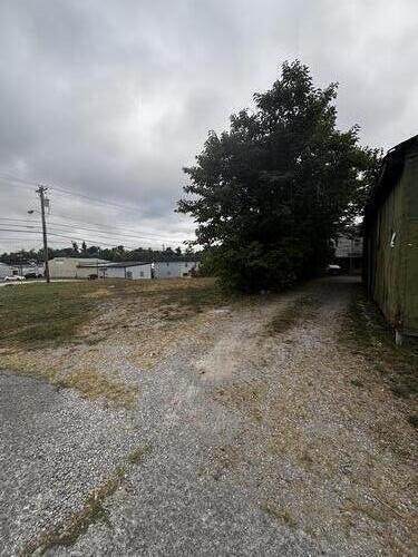 811 Main Street - Photo 1