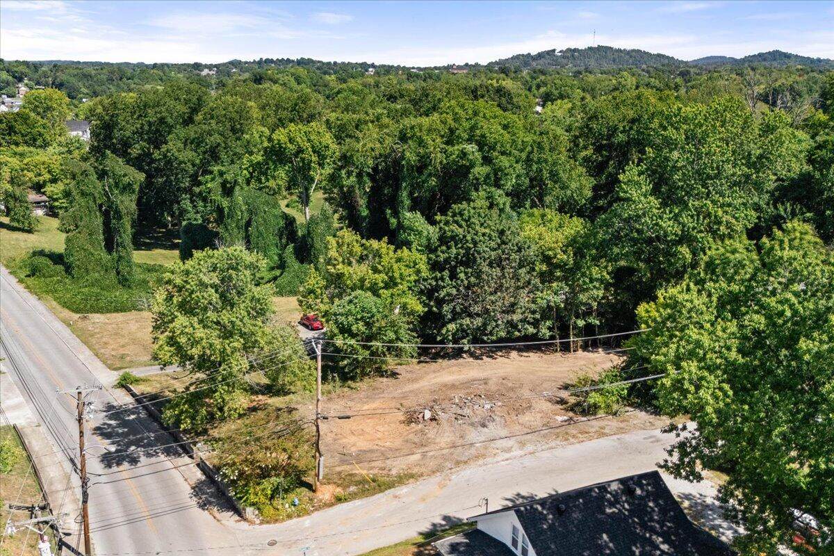 134 Jacksboro Street - Photo 1