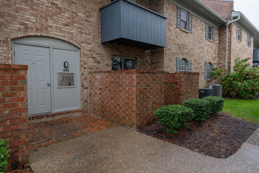 1080 Armstrong Mill Road - Photo 1