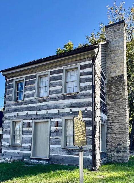 200-204 Walnut Street - Photo 1