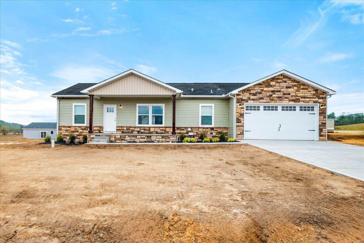 831 Sam Black Road - Photo 1