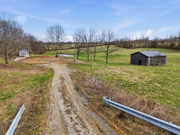5056 U.S. 62 - Photo 1