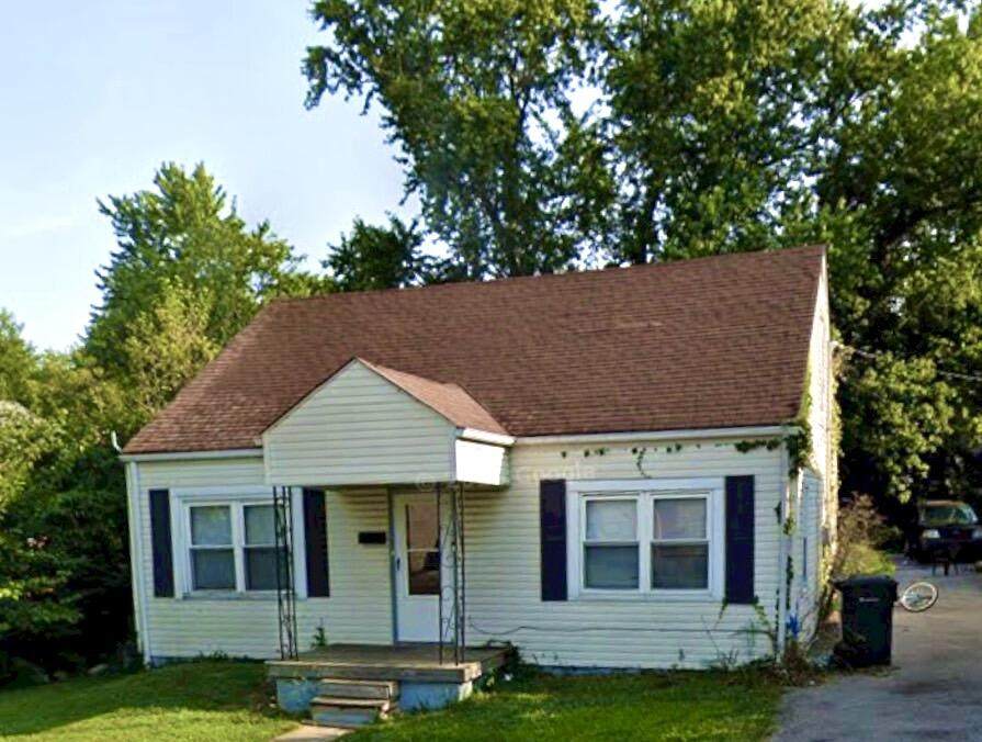 1105 Sparks Road - Photo 1
