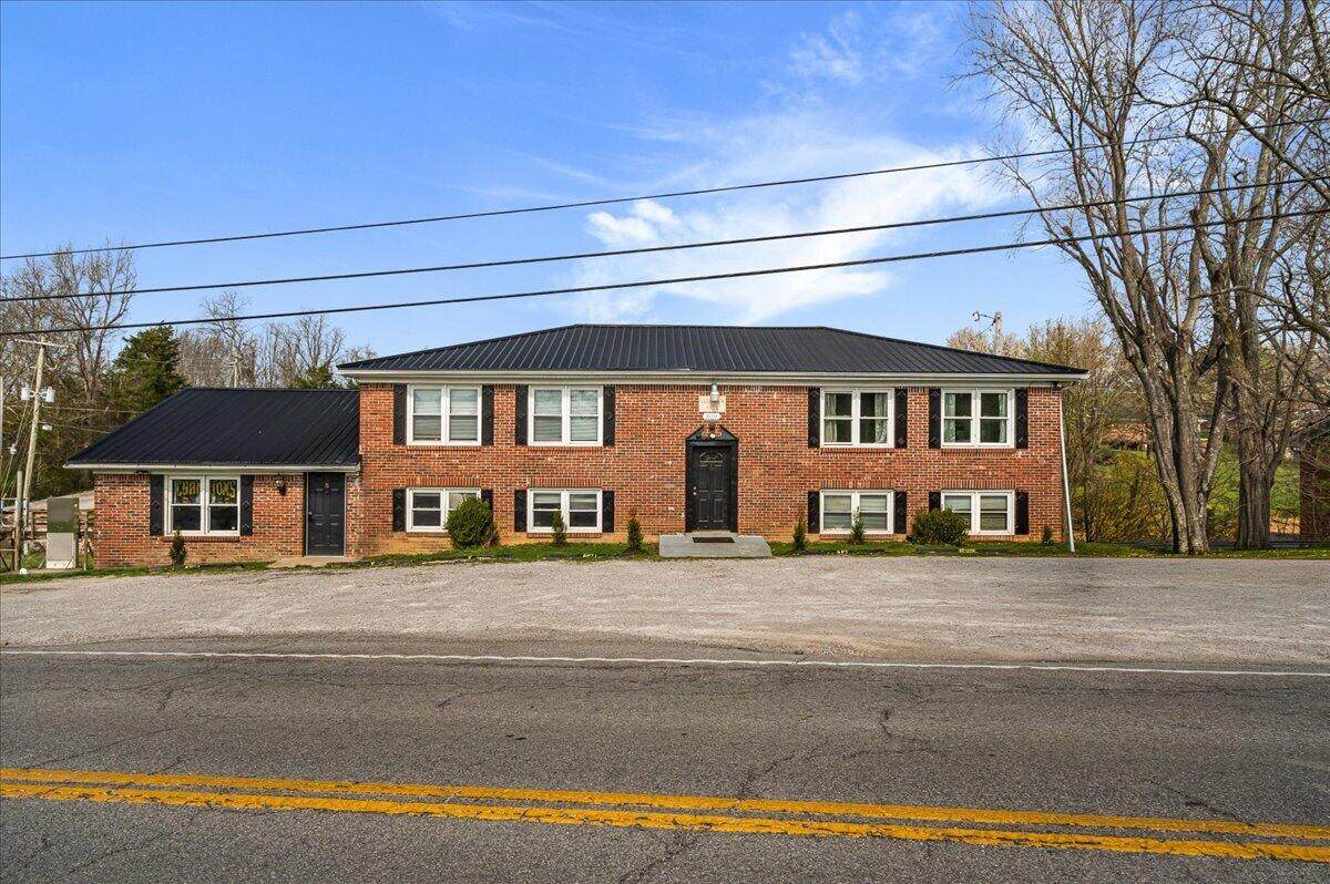 1618 Fox Creek Road - Photo 1