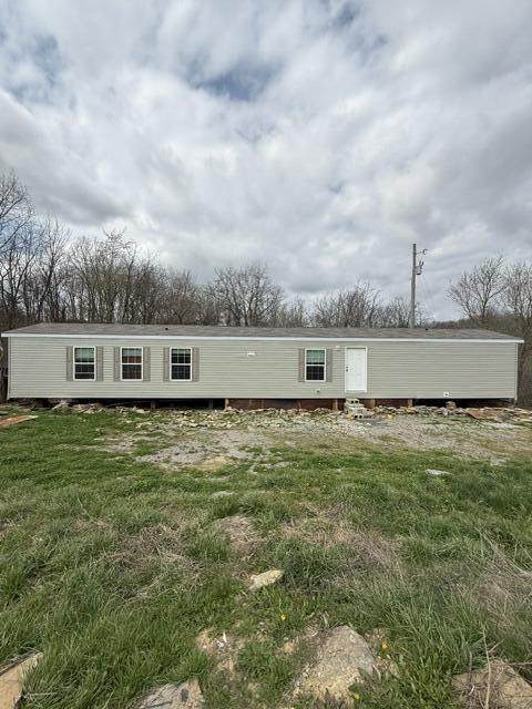 1223 Glass Pike - Photo 1