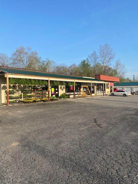 363 Hwy 27 - Photo 1