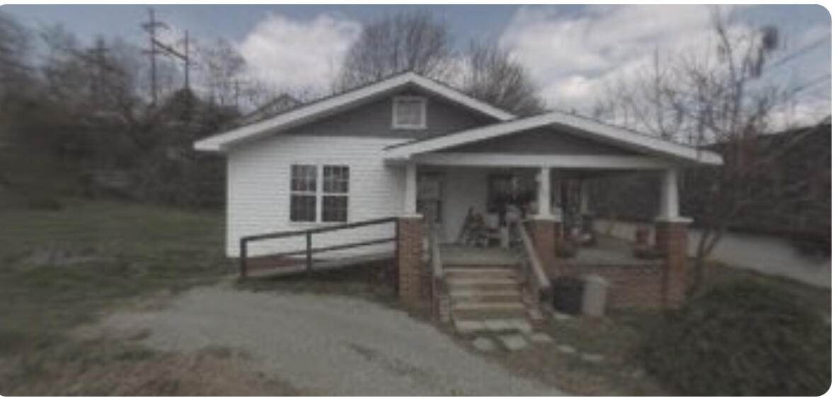 104 14th Street - Photo 1