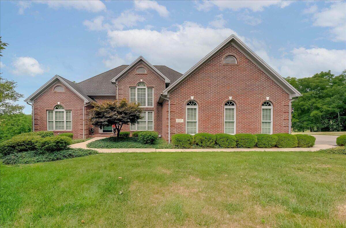 1009 Taylor Lane - Photo 1