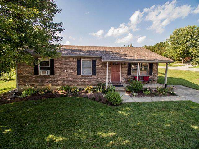 608 Barefoot Drive - Photo 1