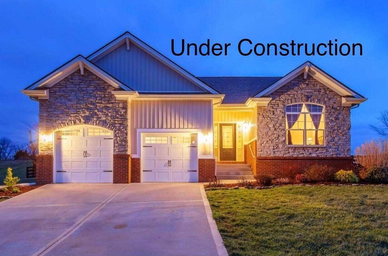 102 Amick Way - Photo 1
