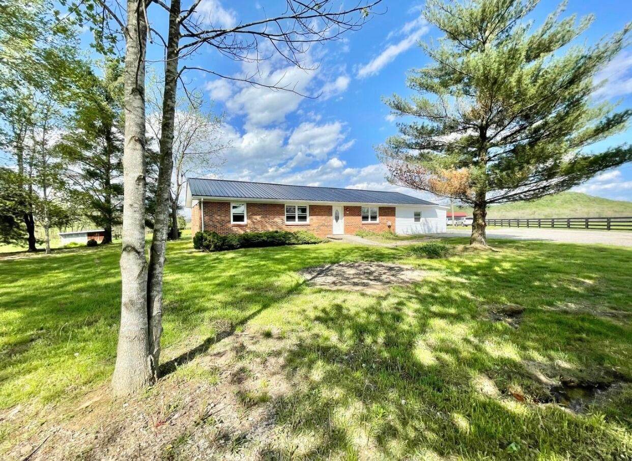 276 Walnut Road - Photo 1