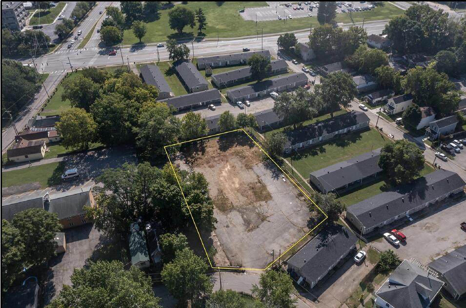 320 Georgetown Place - Photo 1