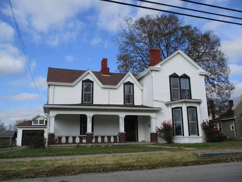 217 Lexington - Photo 1
