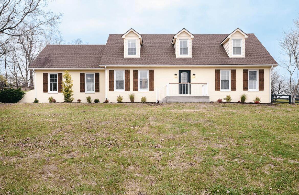101 Paddock Drive - Photo 1