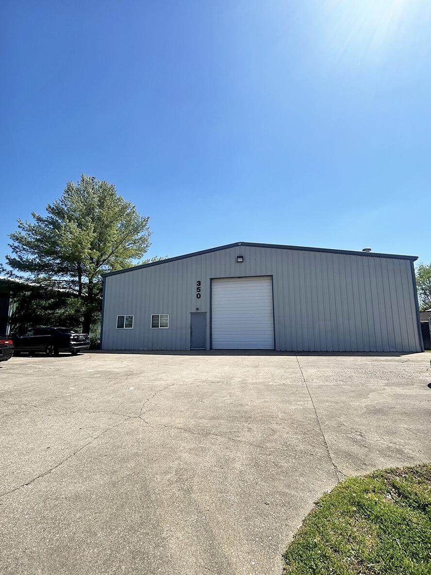 350 Cutters Hill Court - Photo 1