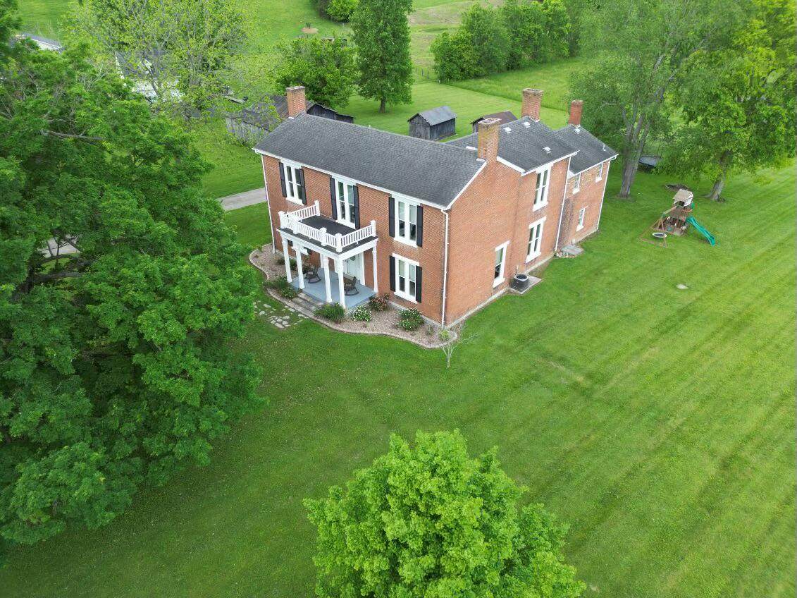 690 Logan Creek Drive - Photo 1