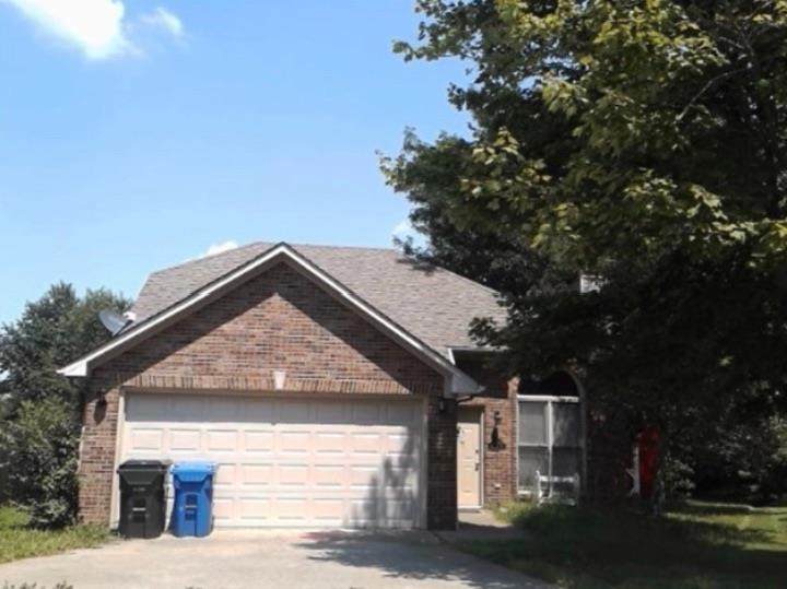3604 Robinhill Way - Photo 1