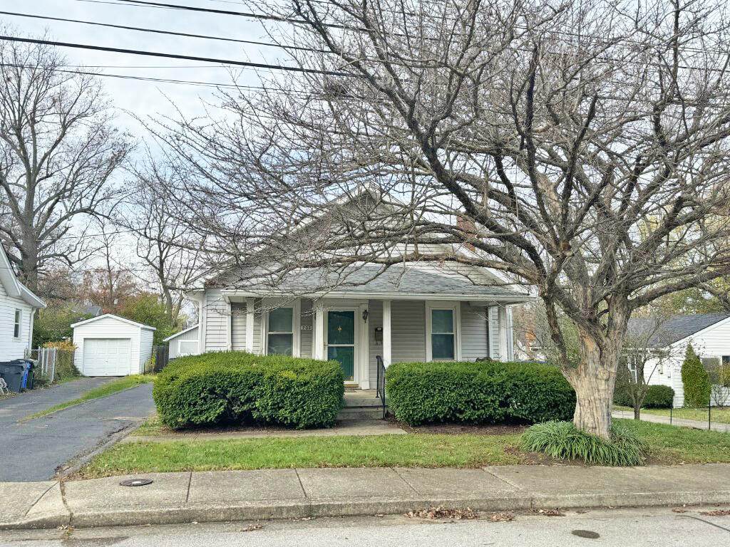 255 Lincoln Avenue - Photo 1