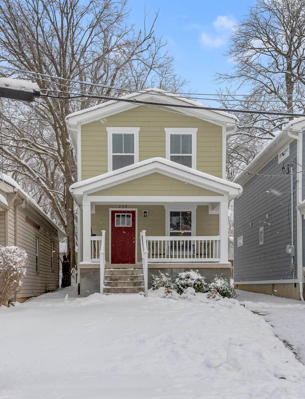 239 Devonia Avenue - Photo 1