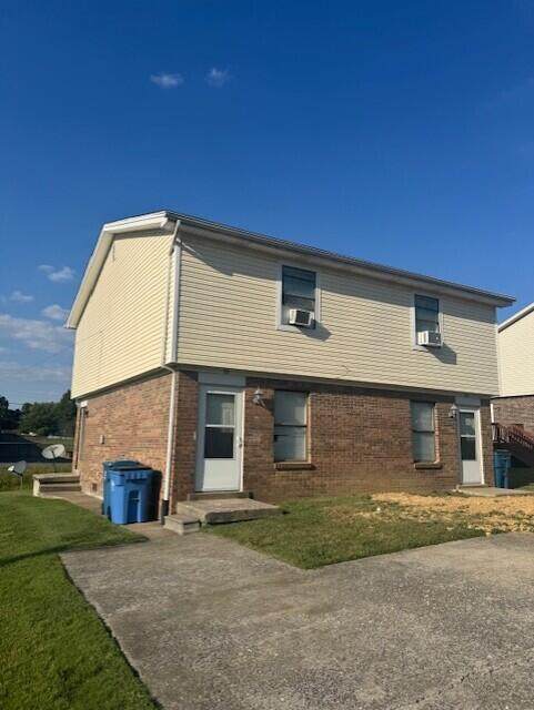 99-103 E Jefferson - Photo 1