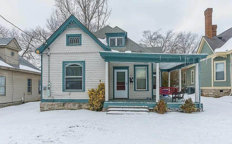 241 Kentucky Avenue - Photo 1