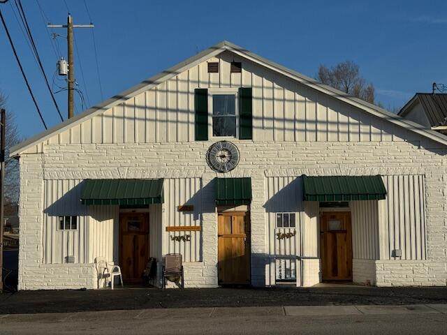 175 Main Street - Photo 1