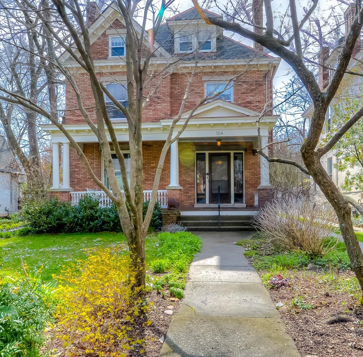154 Forest Ave - Photo 1