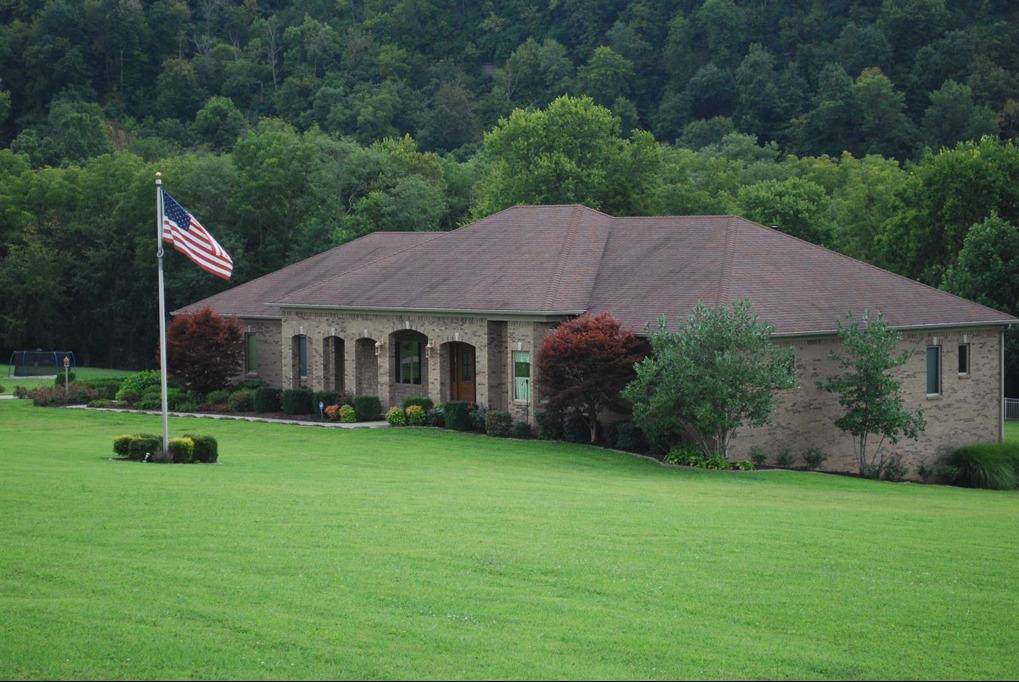 710 Lakeside Drive - Photo 1