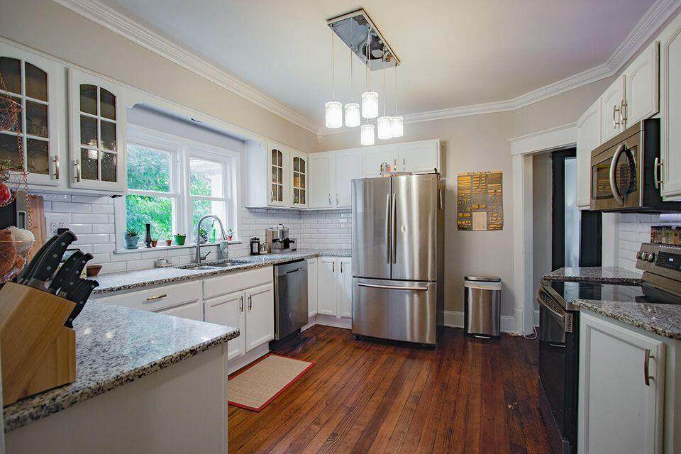 201 Broadway Avenue - Photo 1