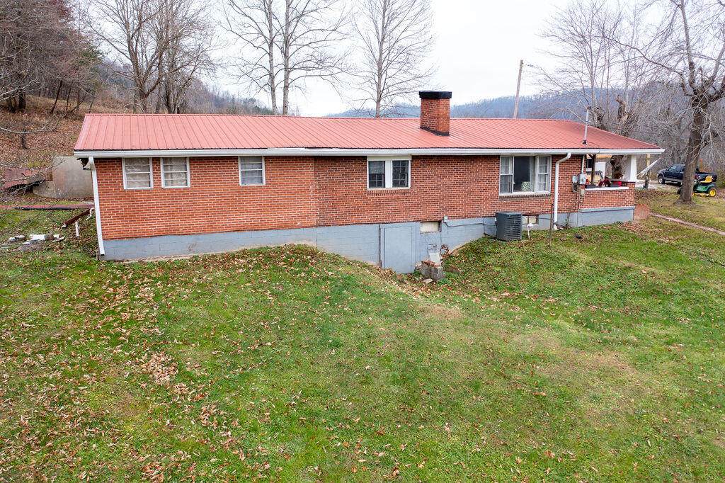 1640 Meadow Creek Road - Photo 1