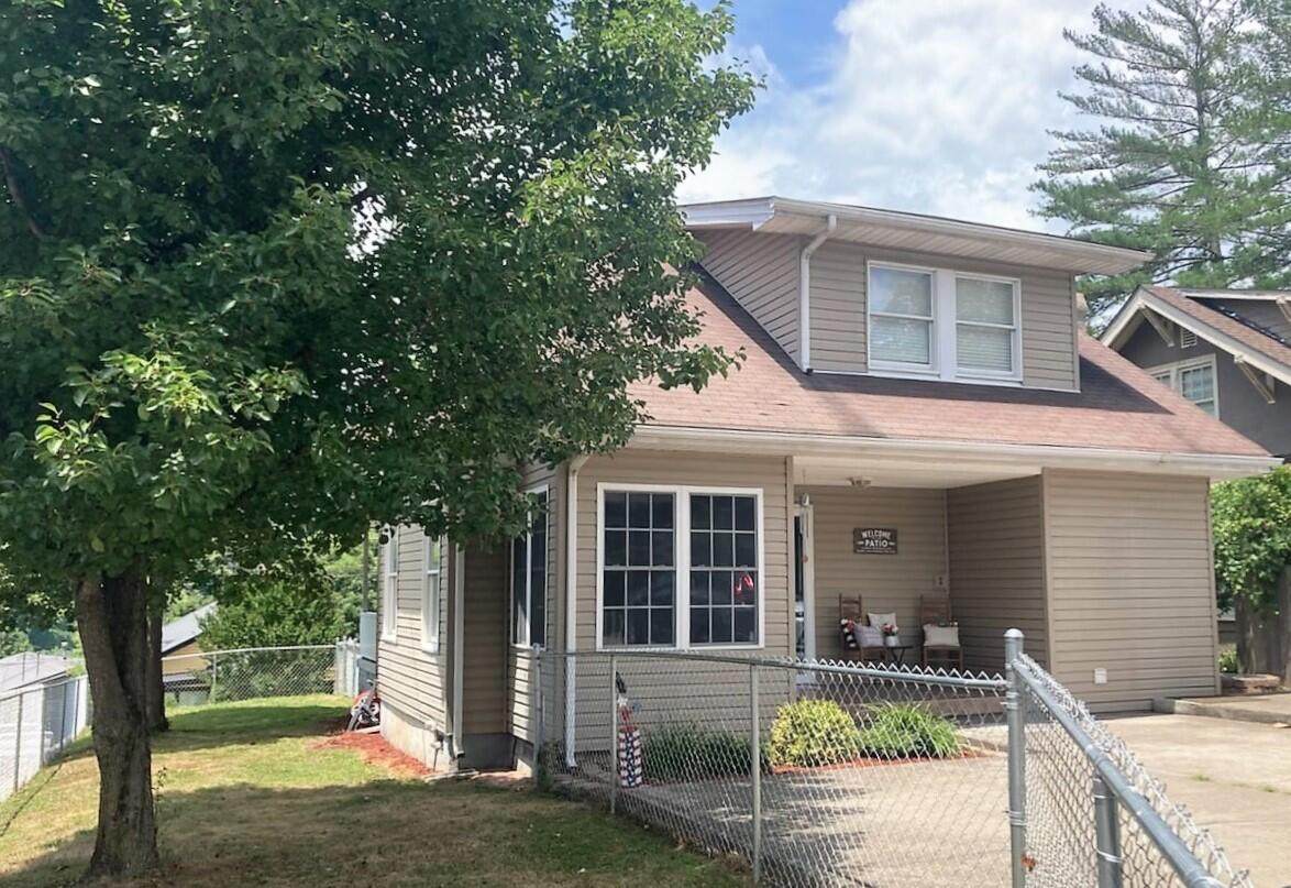 101 Oak Street - Photo 1