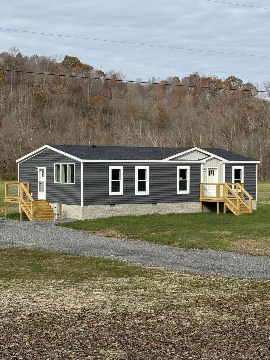 1095 Upper Brush Creek Road - Photo 1