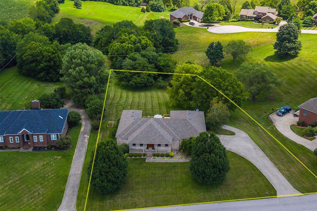 202 Richland Drive - Photo 1